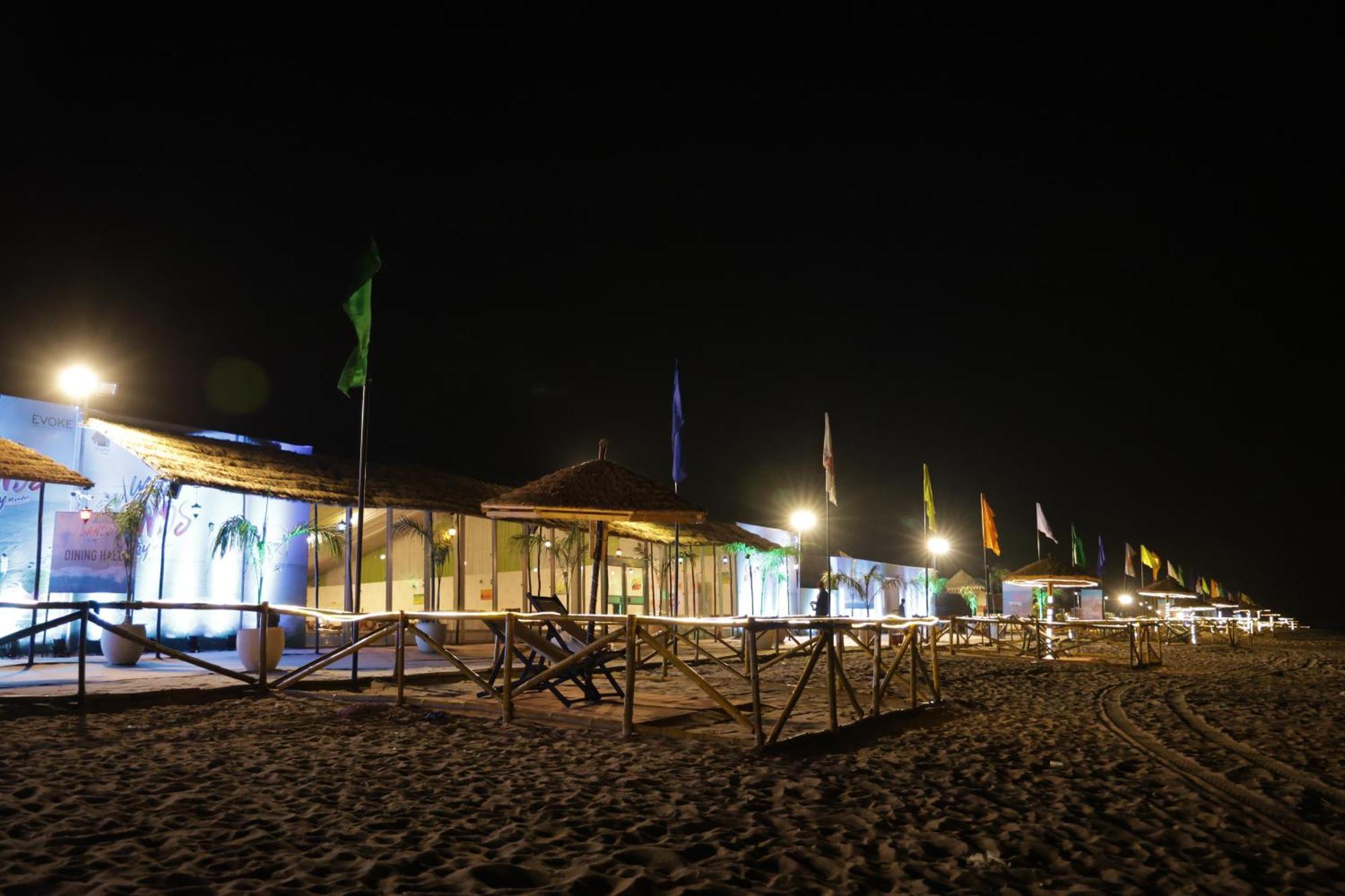 White Sands Bay Mandvi Esterno foto
